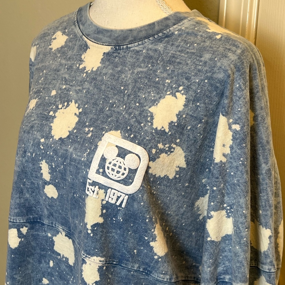 Walt Disney World Denim Look/Bleach Splatter Spirit Jersey - Picture 4 of 12